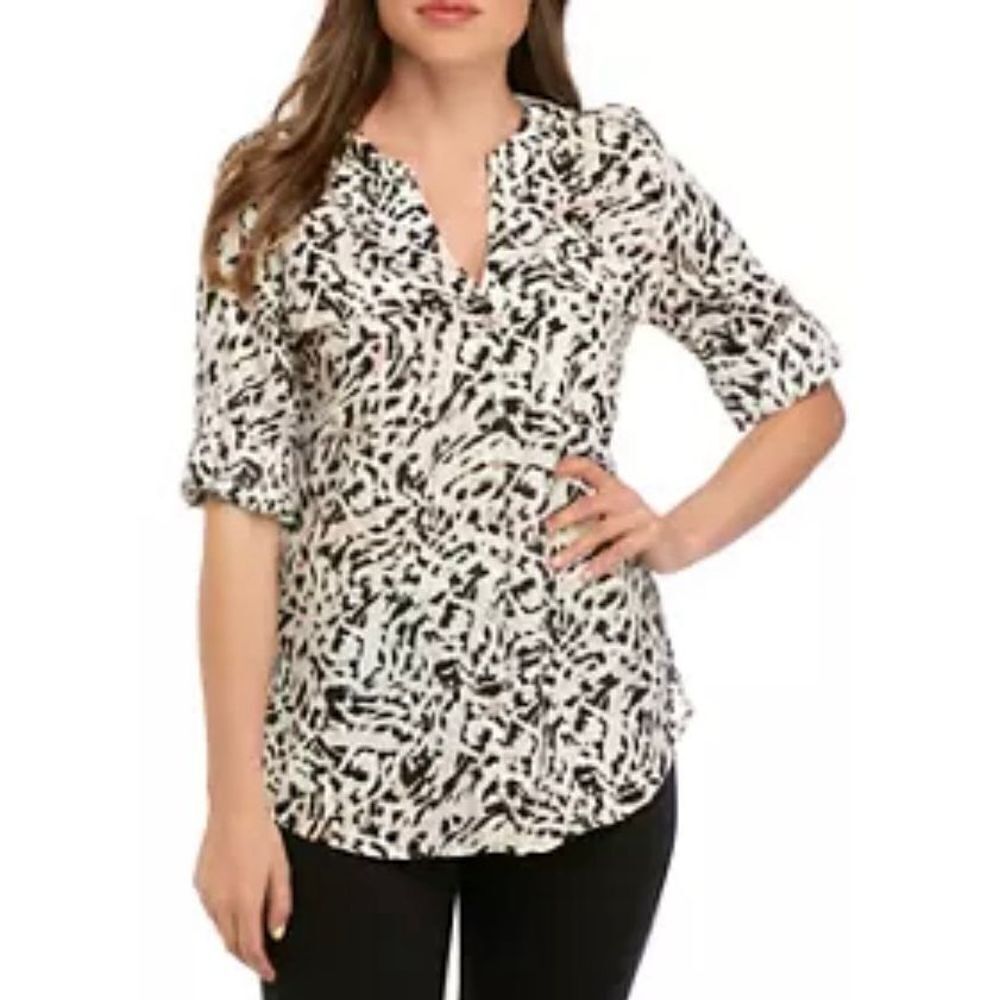 ✨Calvin Klein Women's Loose Fit Essential Roll Tab Everyday Blouse✨